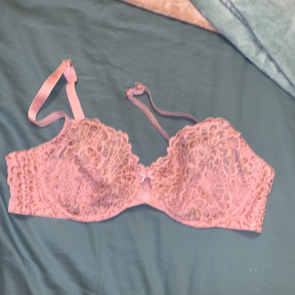 Savage X Fenty Other - Beautiful, light pink and metallic rose gold lace, unlined bra